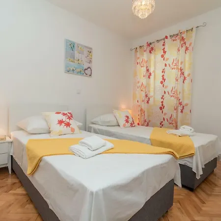 New 4* Apartment 